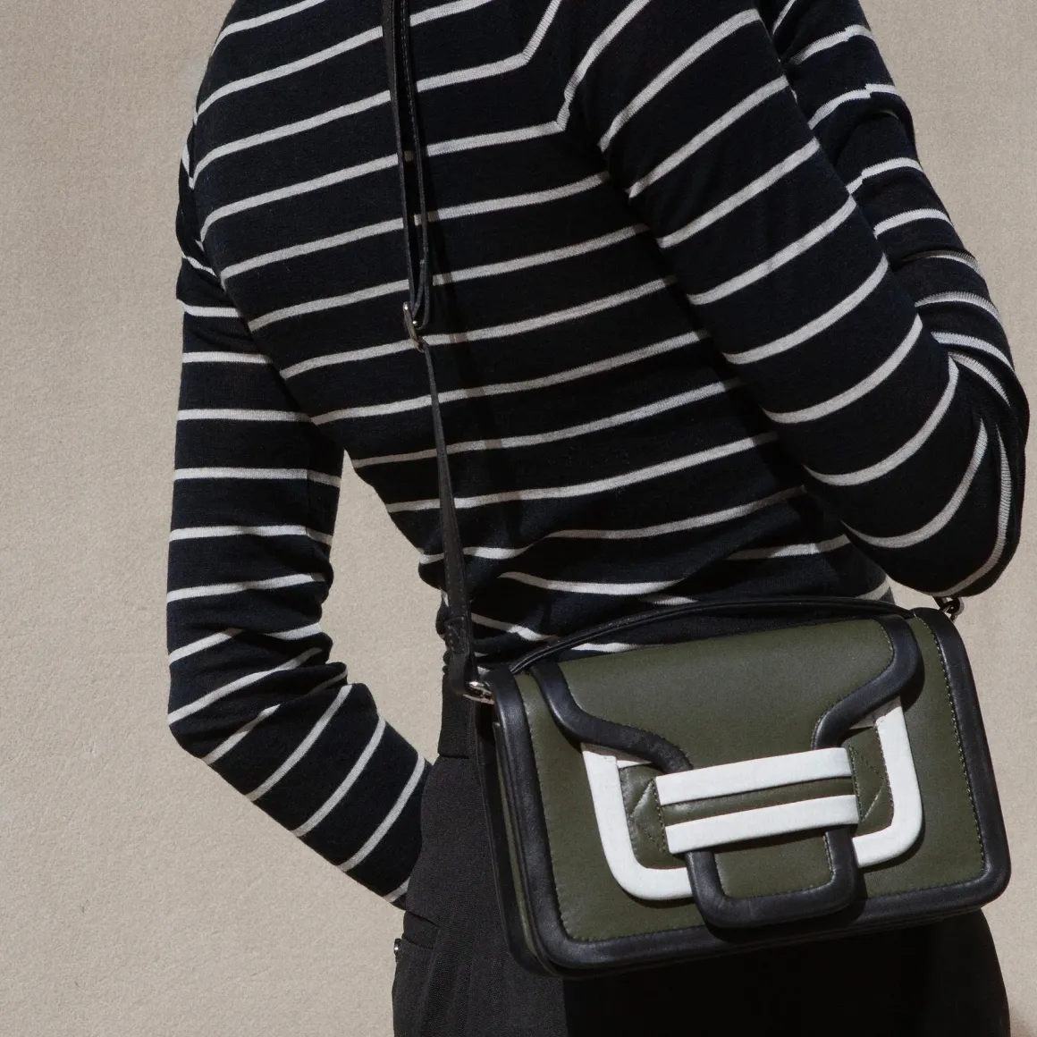 PIERRE HARDY ALPHA HANDBAG Kaki,white,black Clearance
