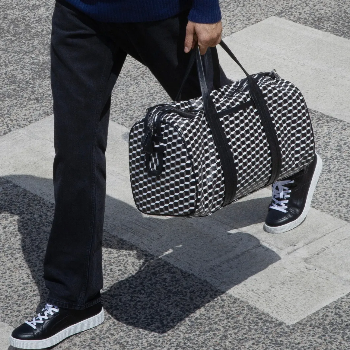 PIERRE HARDY CAB TRAVEL BAG Black,white Cheap