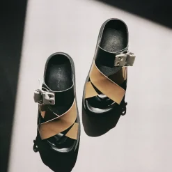 PIERRE HARDY CROSS RIDER FLAT SANDAL Tobacco,black,white Cheap