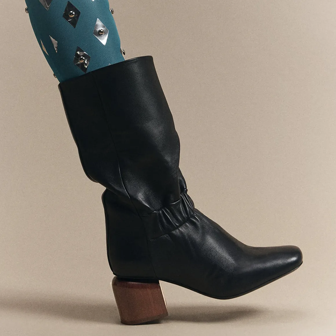 PIERRE HARDY MAIA HEELED BOOTS Black Discount